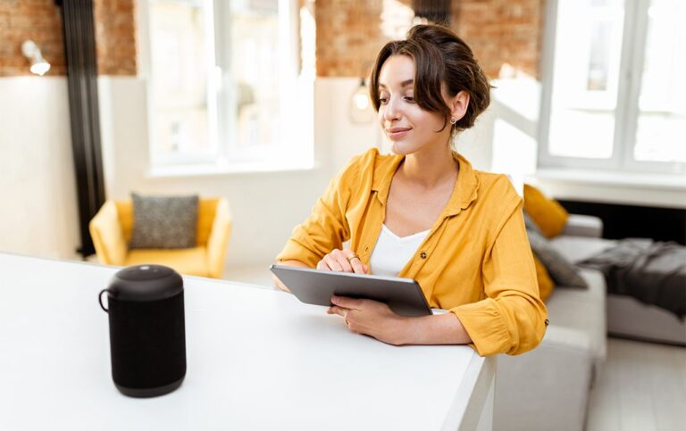 Smart home interior integration with voice assistants
